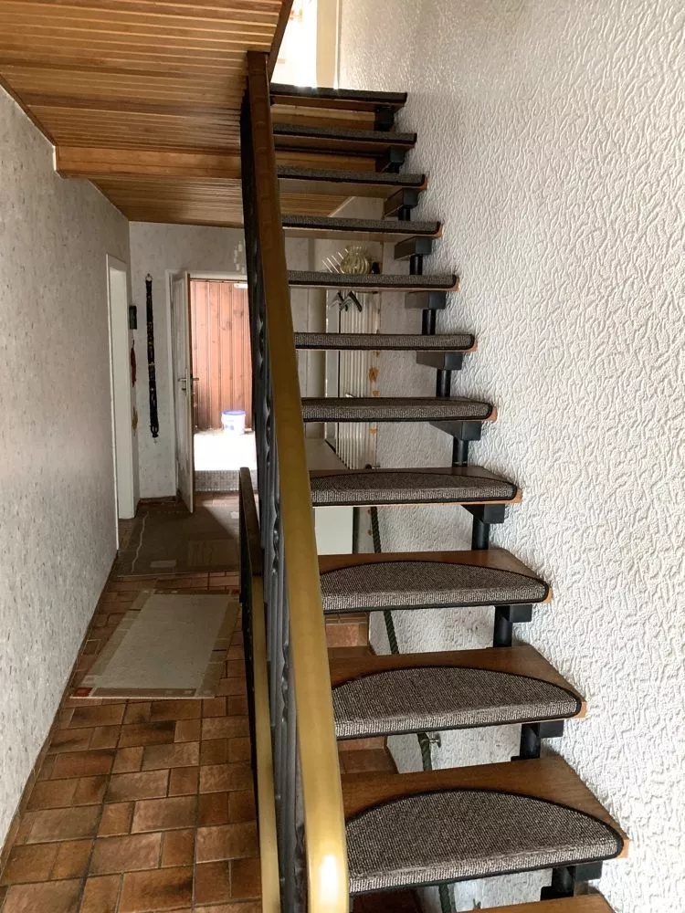 Immobilienangebot - Queidersbach - Alle - Eigenheim mit weitläufigem Grundstück und überschaubarem Renovierungsaufwand