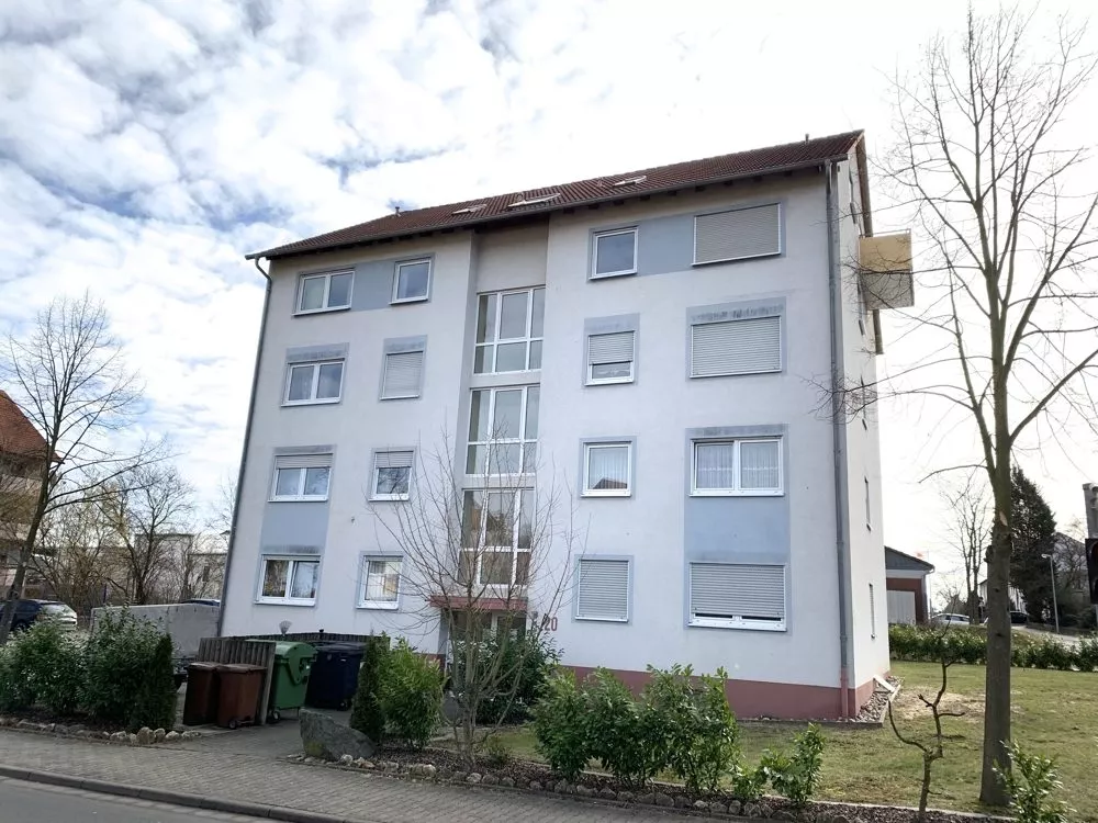Immobilienangebot - Eisenberg (Pfalz) - Alle - Schön geschnittene 3-Zimmerwohnung mit Balkon im 10-Parteienhaus