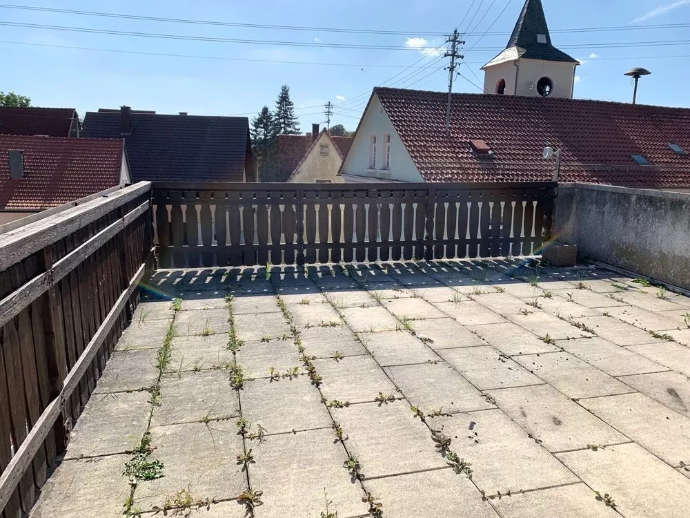 Immobilienangebot - Gerbach - Alle - Provisionsfrei - Sehr gepflegtes Ein- bis Zweifamilienhaus mit Garage, Garten und 3 Terrassen