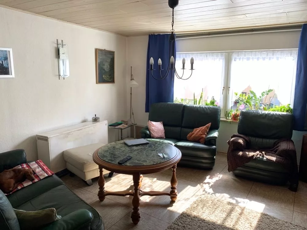 Immobilienangebot - Gerbach - Alle - Provisionsfrei - Sehr gepflegtes Ein- bis Zweifamilienhaus mit Garage, Garten und 3 Terrassen