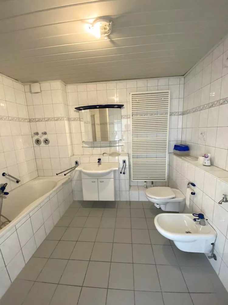 Immobilienangebot - Kirchheimbolanden - Alle - Mehr Reihenhaus als Eigentumswohnung - 3ZKB mit eigenem Garten in sehr beliebter Wohngegend Kibos