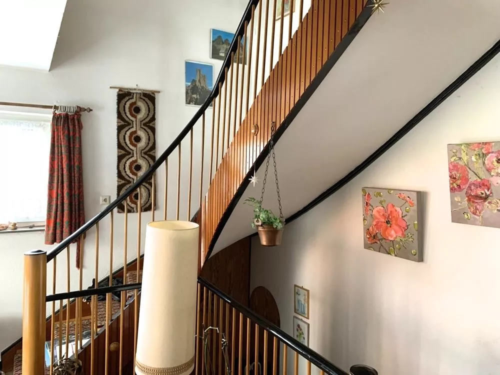 Immobilienangebot - Kaiserslautern / Hohenecken - Alle - Verkauf im Bieterverfahren - Einfamilienhaus in beliebter Wohngegend