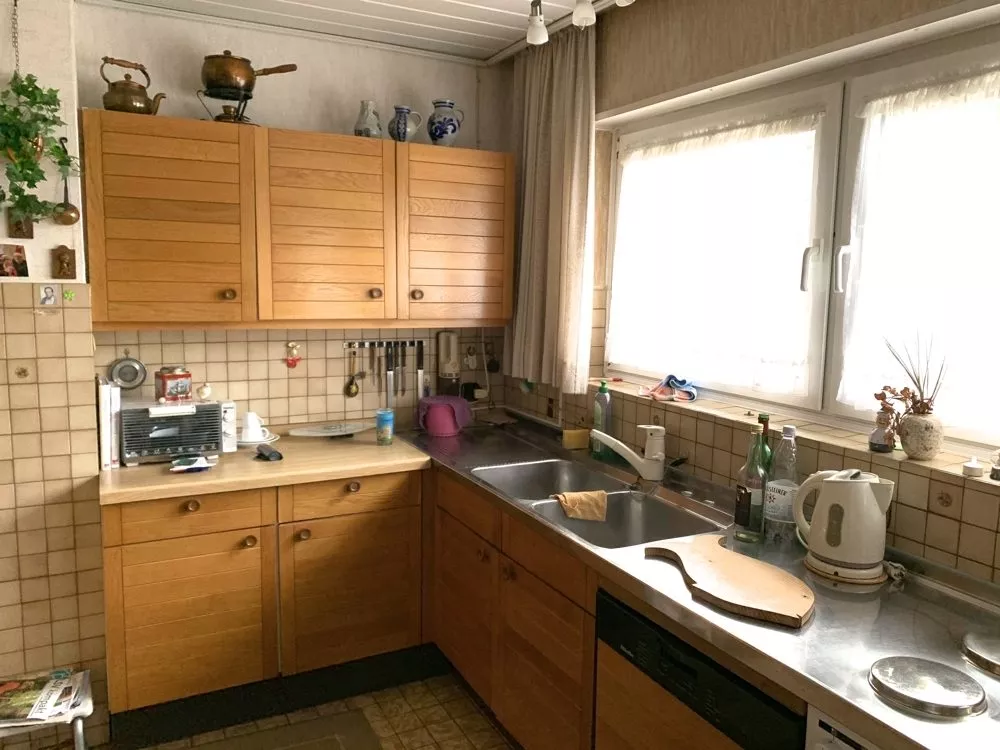 Immobilienangebot - Kaiserslautern / Hohenecken - Alle - Verkauf im Bieterverfahren - Einfamilienhaus in beliebter Wohngegend