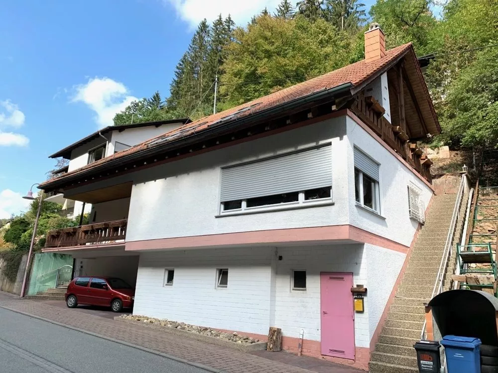 Immobilienangebot - Frankenstein - Alle - Einfamilienhaus mit 2 Balkonen und Garage