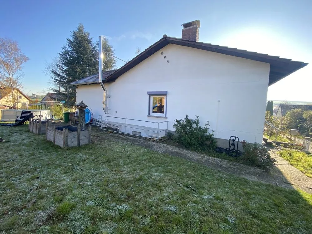 Immobilienangebot - Bubenheim - Alle - VERKAUFT - Bungalow mit sehr großem Grundstück in Bubenheim