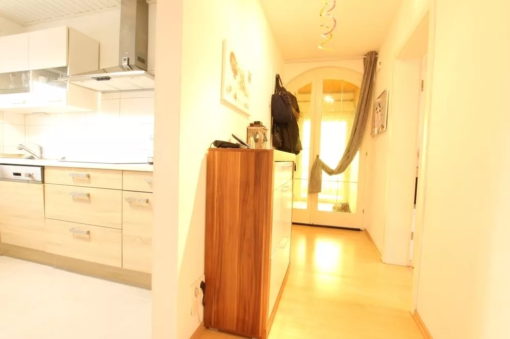 Immobilienangebot - Ramstein-Miesenbach - Alle - Gepflegtes Zweifamilienhaus mit 3 Garagen in ruhiger Seitenstraße