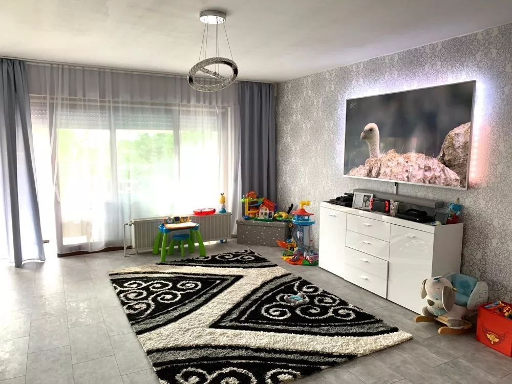 Immobilienangebot - Kerzenheim - Alle - VERKAUFT - Gepflegtes Einfamilienhaus mit großem Eigentumsgrundstück