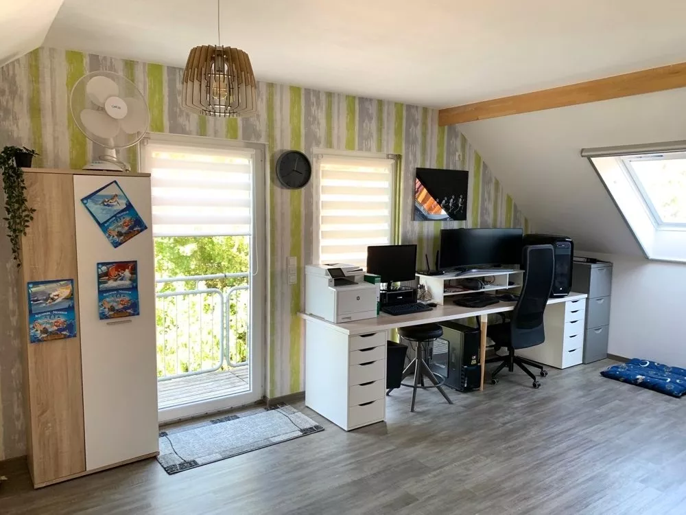Immobilienangebot - Bornheim - Alle - Wohnen wie andere Urlaub machen - Exklusives 2-Familienhaus mit Bio-Badeteich, Carport & Garage