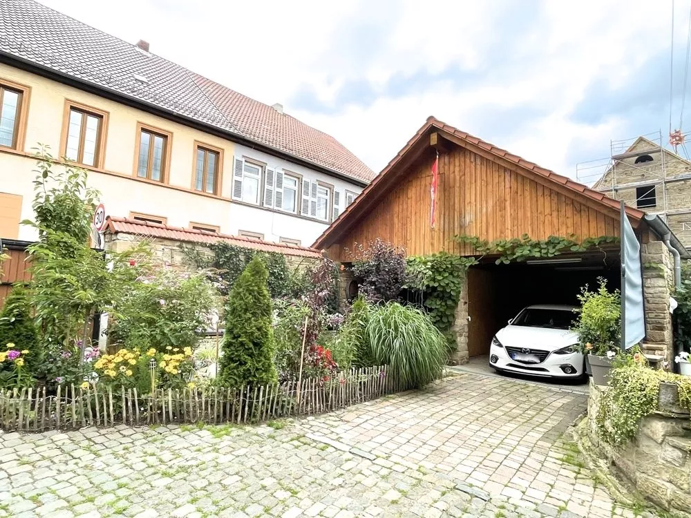 Immobilienangebot - Dielkirchen - Alle - Stilvolles Fachwerkhaus mit Scheune und sehr viel Ausbaupotential