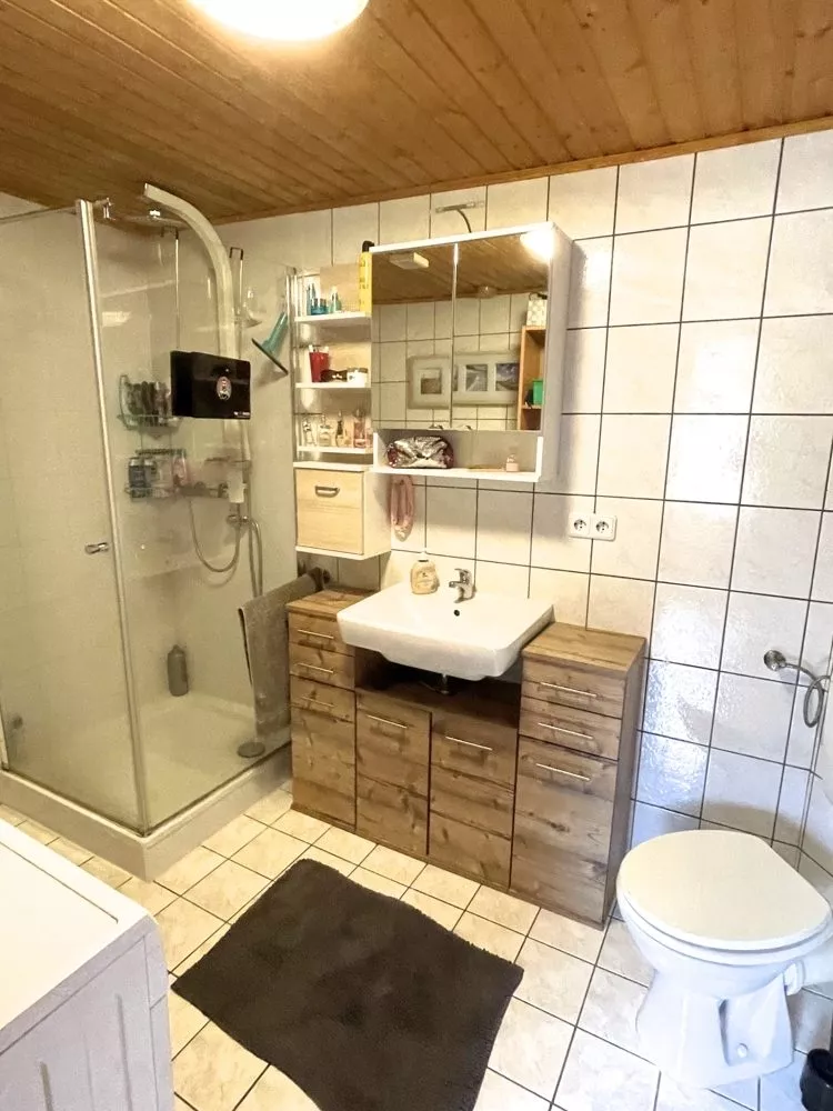 Immobilienangebot - Dielkirchen - Alle - Stilvolles Fachwerkhaus mit Scheune und sehr viel Ausbaupotential