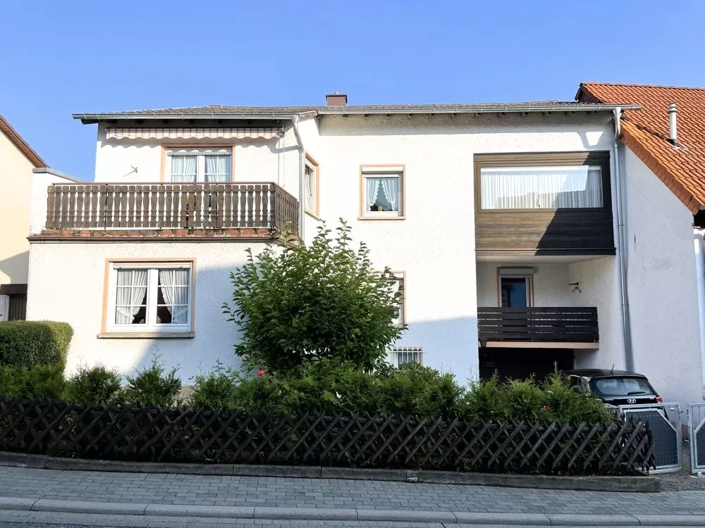 Immobilienangebot - Hochspeyer - Alle - 360°-Rundgang, unser Service für Sie - Doppelhaushälfte in zentraler Lage