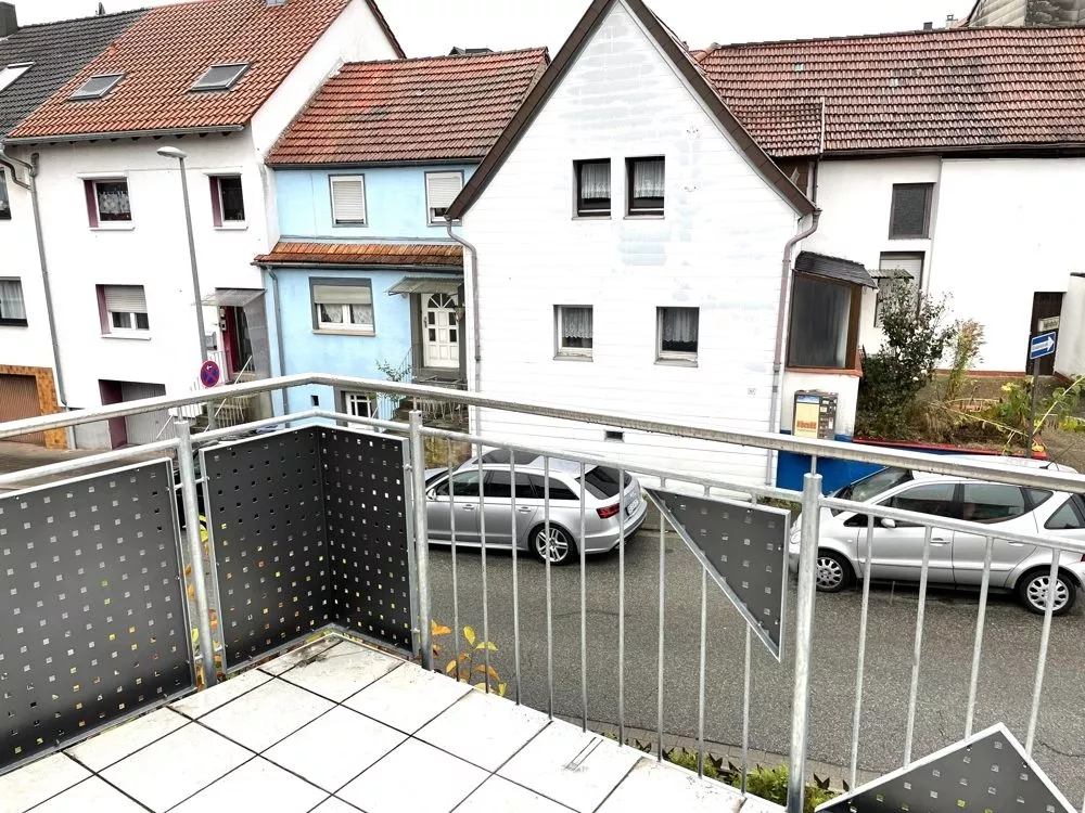 Immobilienangebot - Hochspeyer - Alle - 360°-Rundgang, unser Service für Sie - Doppelhaushälfte in zentraler Lage