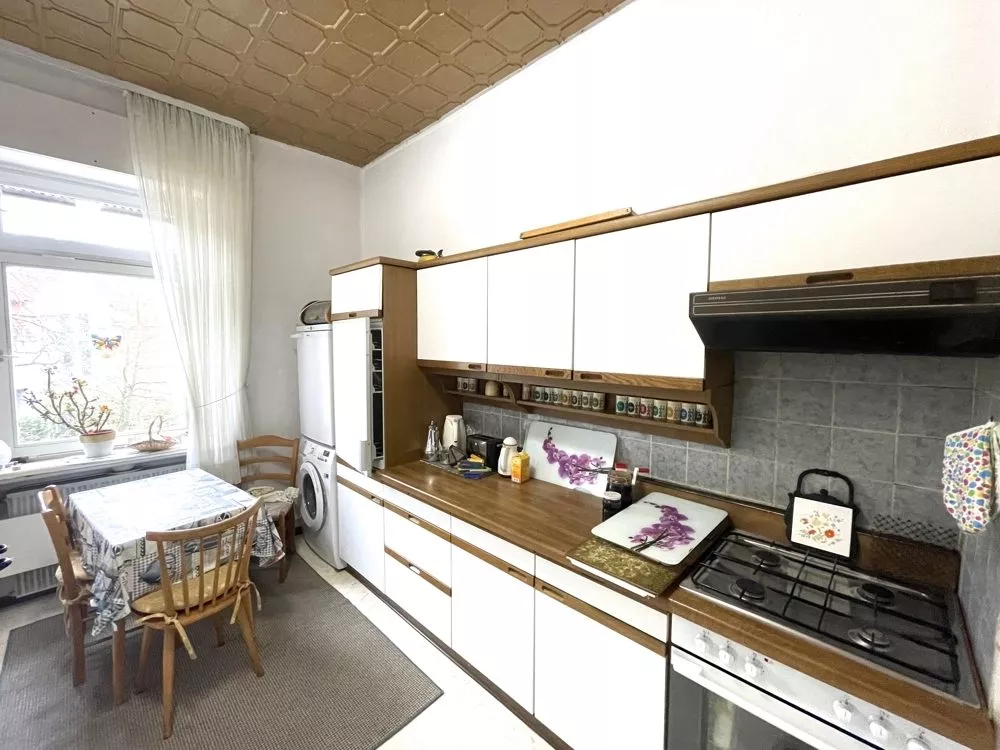 Immobilienangebot - Kaiserslautern - Alle - 360°-Rundgang, unser Service für Sie - Renovierungsbedürftige 4-Zimmer-Wohnung am Stadtpark