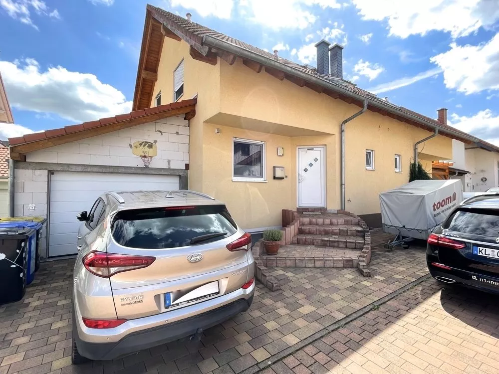 Immobilienangebot - Gau-Odernheim - Alle - 360°-Rundgang, unser Service für Sie - Moderne Doppelhaushälfte mit Garage in guter Wohngegend