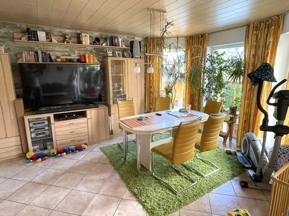 Immobilienangebot - Gau-Odernheim - Alle - 360°-Rundgang, unser Service für Sie - Moderne Doppelhaushälfte mit Garage in guter Wohngegend