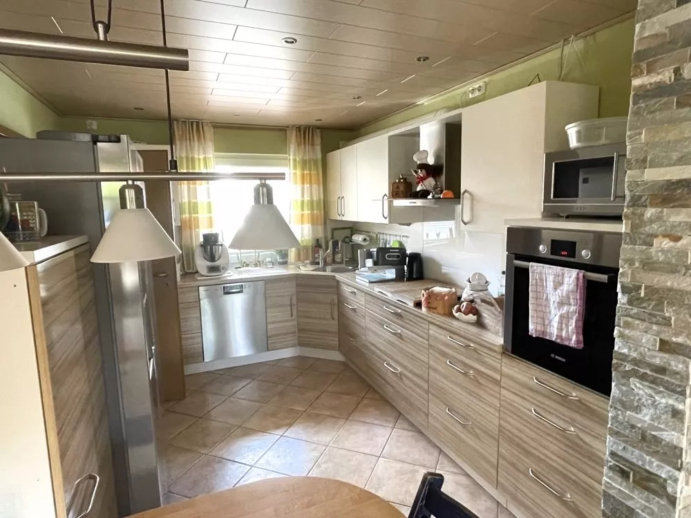 Immobilienangebot - Gau-Odernheim - Alle - 360°-Rundgang, unser Service für Sie - Moderne Doppelhaushälfte mit Garage in guter Wohngegend