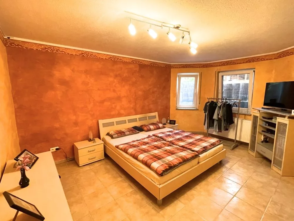 Immobilienangebot - Gau-Odernheim - Alle - 360°-Rundgang, unser Service für Sie - Moderne Doppelhaushälfte mit Garage in guter Wohngegend