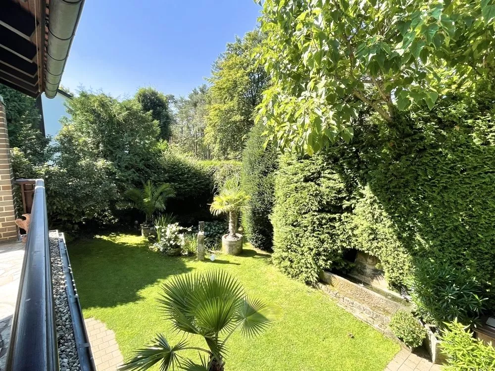 Immobilienangebot - Kaiserslautern - Alle - Villa im alpendländlichen Chaletstil mit uneinsehbarem Eigentumsgrundstück