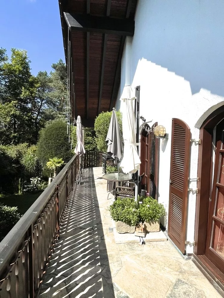 Immobilienangebot - Kaiserslautern - Alle - Villa im alpendländlichen Chaletstil mit uneinsehbarem Eigentumsgrundstück