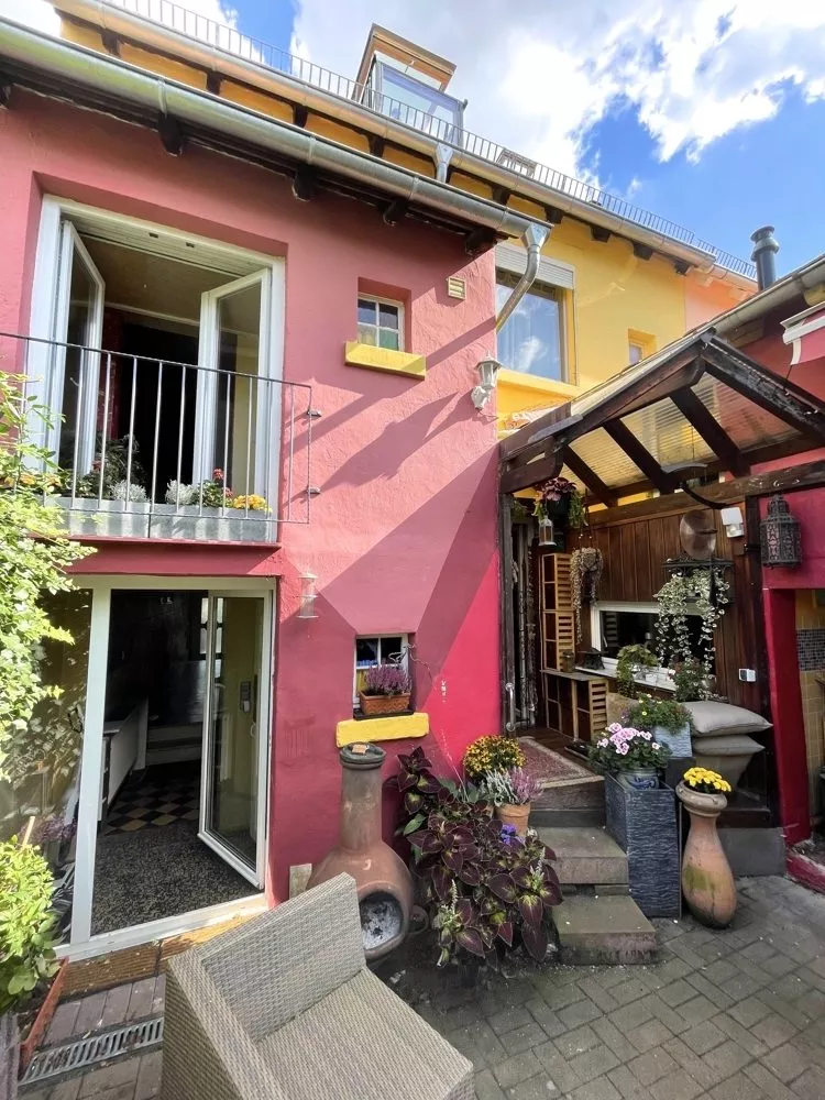 Immobilienangebot - Eisenberg (Pfalz) - Alle - 360°-Rundgang, unser Service für Sie - Zentral gelegene Doppelhaushälfte mit sehr viel Charme