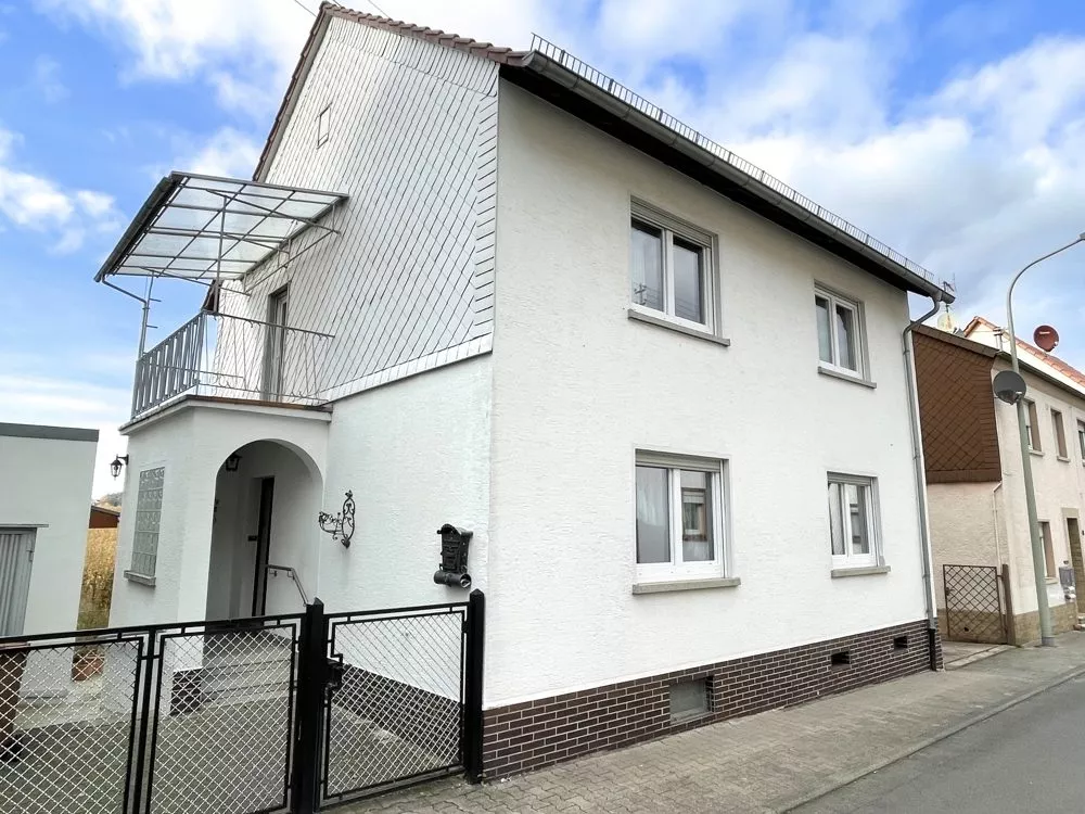 Immobilienangebot - Enkenbach-Alsenborn - Alle - 360-Grad-Rundgang, unser Service für Sie-Einfamilienhaus in Feldrandlage