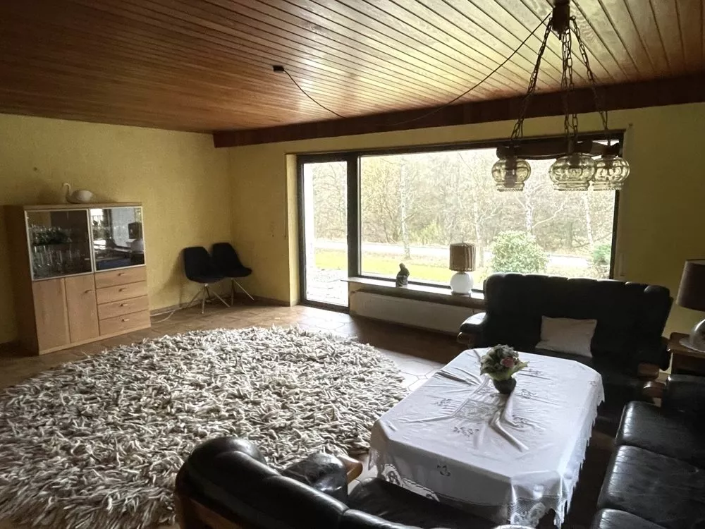 Immobilienangebot - Eßweiler - Alle - 360°-Rundgang, unser Service für Sie - Bungalow mit 2 Hektar Land