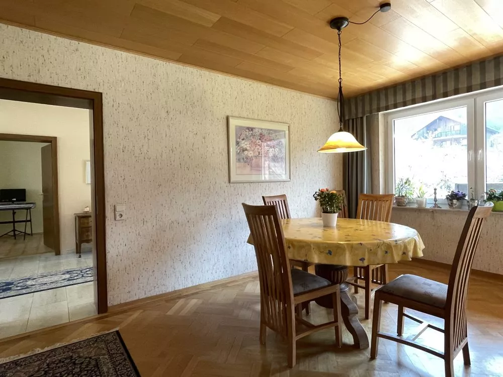 Immobilienangebot - Kindsbach - Alle - 360°-Rundgang, unser Service für Sie - Bungalow mit Einliegerwohnung auf weitläufigem Grundstück