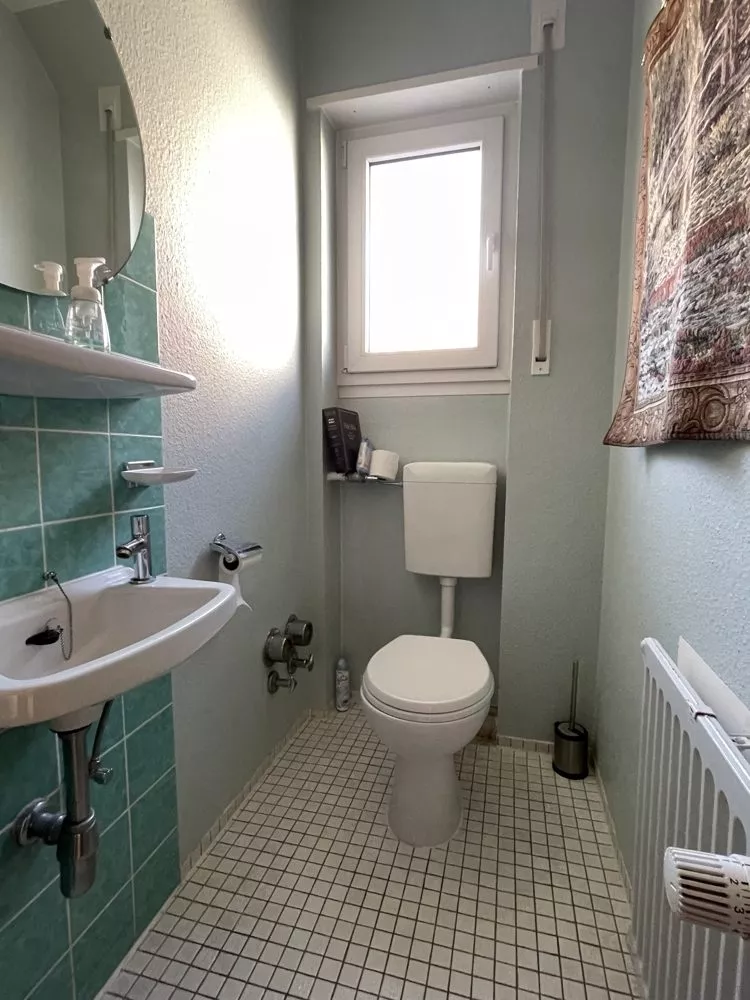 Immobilienangebot - Kindsbach - Alle - 360°-Rundgang, unser Service für Sie - Bungalow mit Einliegerwohnung auf weitläufigem Grundstück