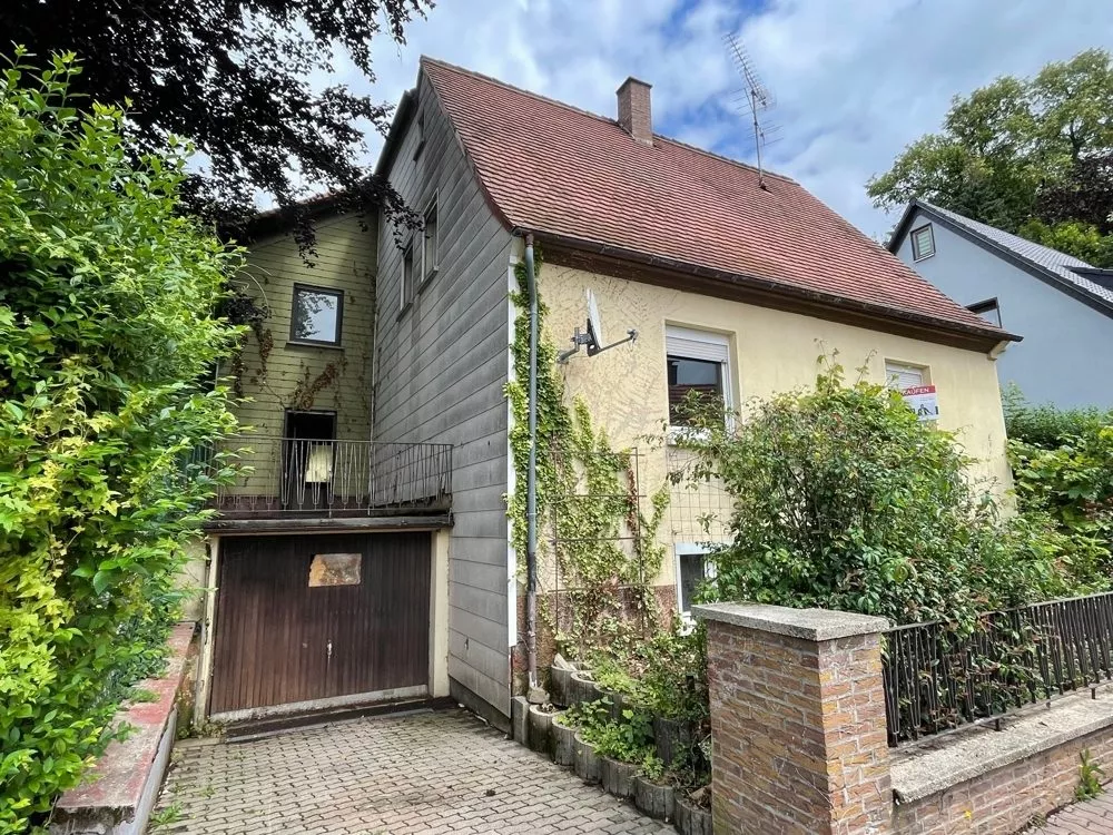 Immobilienangebot - Winnweiler - Alle - 360° Tour, unser Service für Sie - sanierungsbedürftiges Einfamilienhaus mit viel Potential