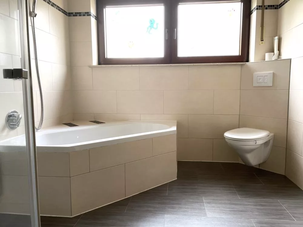 Immobilienangebot - Kaiserslautern - Alle - 360°-Rundgang, unser Service Für Sie - 4-Familienhaus mit 3 Garagen, Balkon und Wintergarten