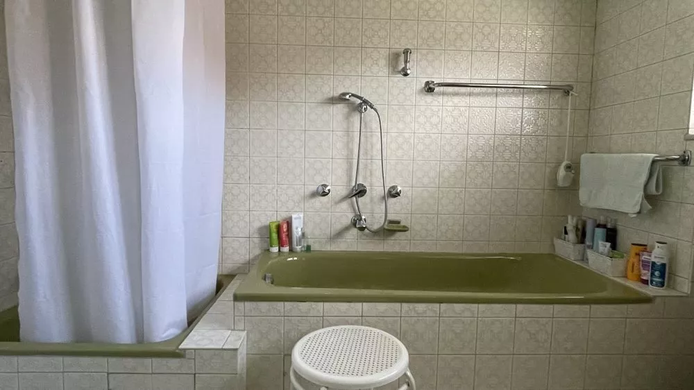 Immobilienangebot - Kaiserslautern / Hohenecken - Alle - 360°-Rundgang, unser Service Für Sie - Sehr gepflegte Doppelhaushälfte mit Garage und kleinem Garten