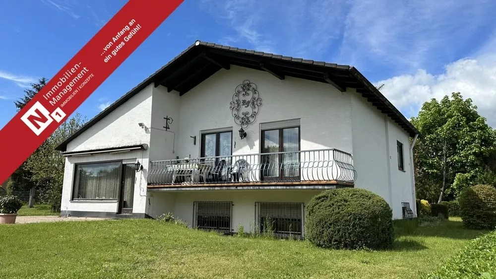Immobilienangebot - Weilerbach - Alle - Split-Level-Bungalow mit großzügigem Grundstück und 2 Garagen