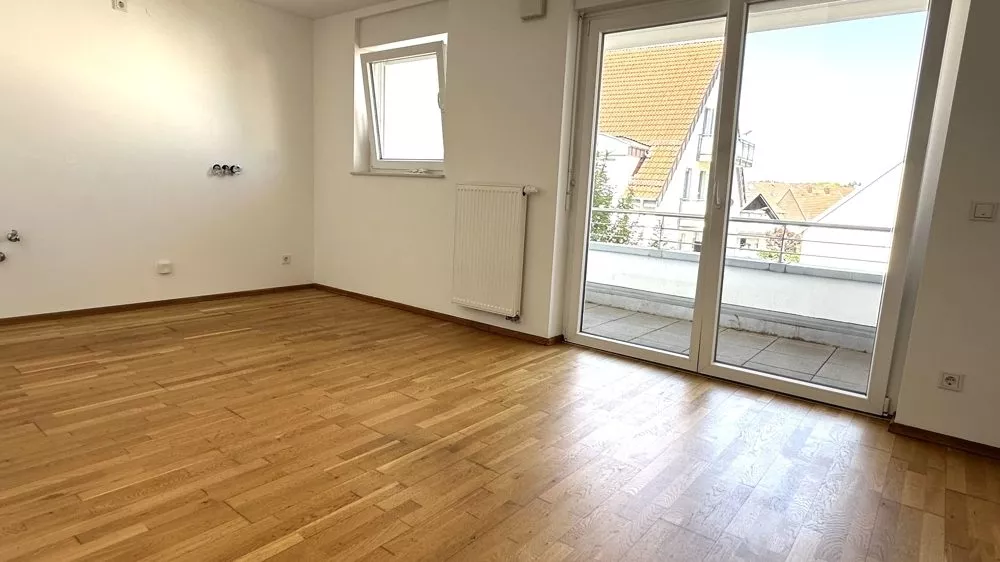 Immobilienangebot - Ramstein-Miesenbach - Alle - RESERVIERT - Beurkundung am 06.06.25 - barrierefreie 2-Zimmerwohnung mit Pflegzentrum im Haus