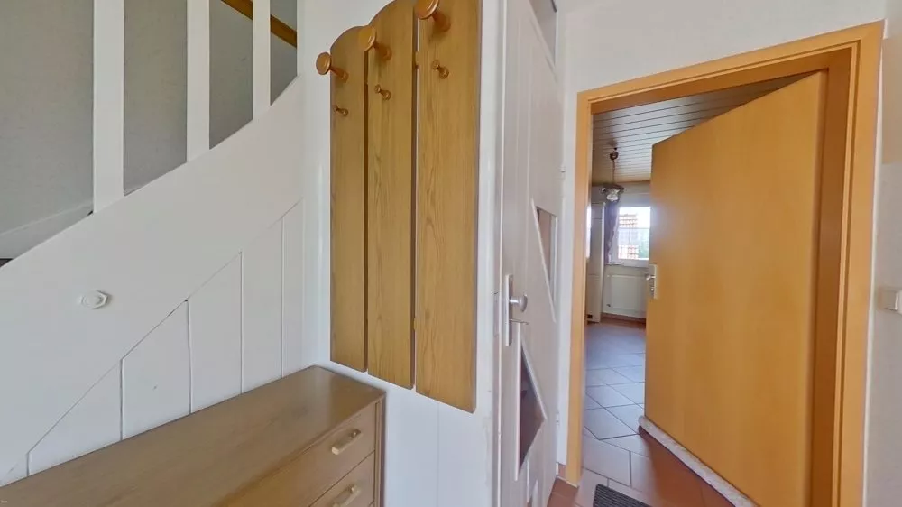 Immobilienangebot - Enkenbach-Alsenborn - Alle - Eine Vielzahl an Nutzungsmöglichkeiten - 1-2-Familienhaus mit Baugrundstück in zweiter Reihe