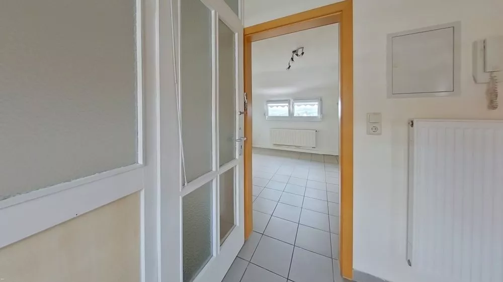 Immobilienangebot - Enkenbach-Alsenborn - Alle - Eine Vielzahl an Nutzungsmöglichkeiten - 1-2-Familienhaus mit Baugrundstück in zweiter Reihe