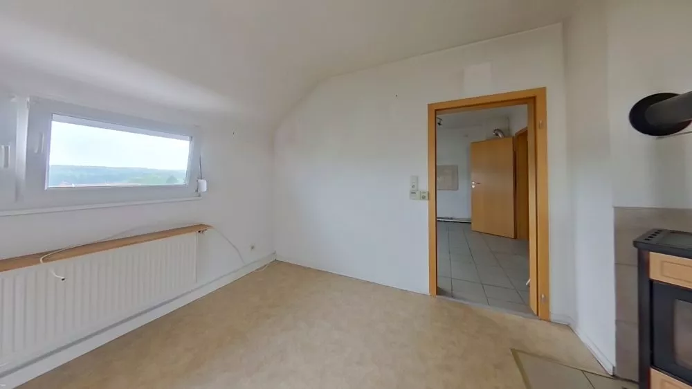 Immobilienangebot - Enkenbach-Alsenborn - Alle - Eine Vielzahl an Nutzungsmöglichkeiten - 1-2-Familienhaus mit Baugrundstück in zweiter Reihe