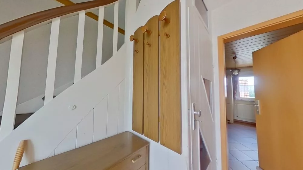 Immobilienangebot - Enkenbach-Alsenborn - Alle - Eine Vielzahl an Nutzungsmöglichkeiten - 1-2-Familienhaus mit Baugrundstück in zweiter Reihe