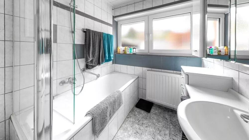 Immobilienangebot - Enkenbach-Alsenborn - Alle - Teilvermietetes Zweifamilienhaus am Mühlberg ohne Innensanierungsstau