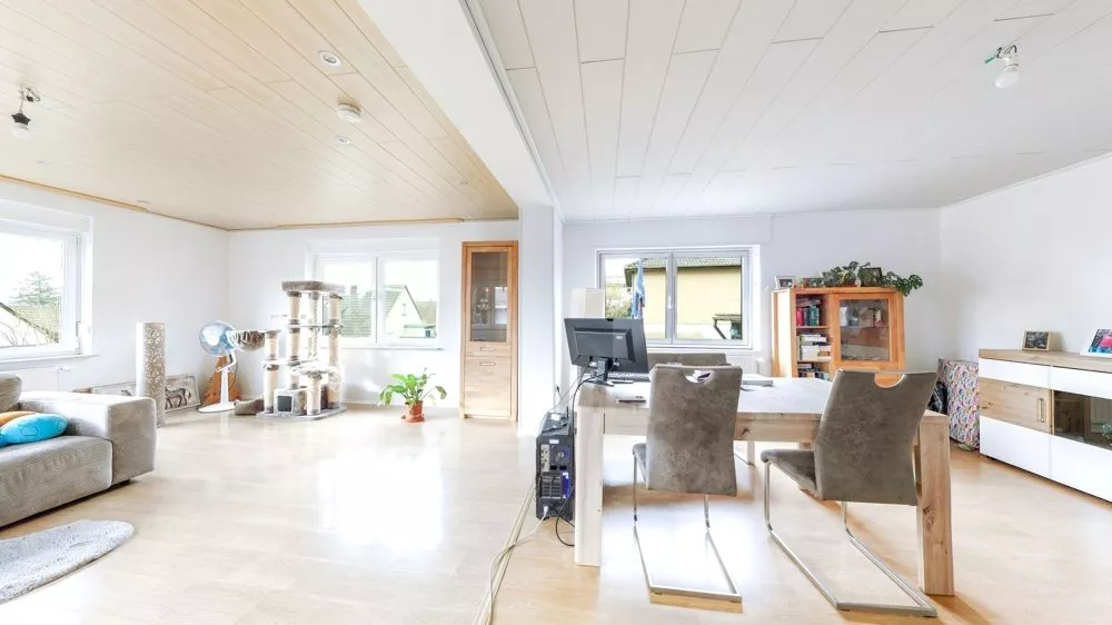 Immobilienangebot - Enkenbach-Alsenborn - Alle - Teilvermietetes Zweifamilienhaus am Mühlberg ohne Innensanierungsstau