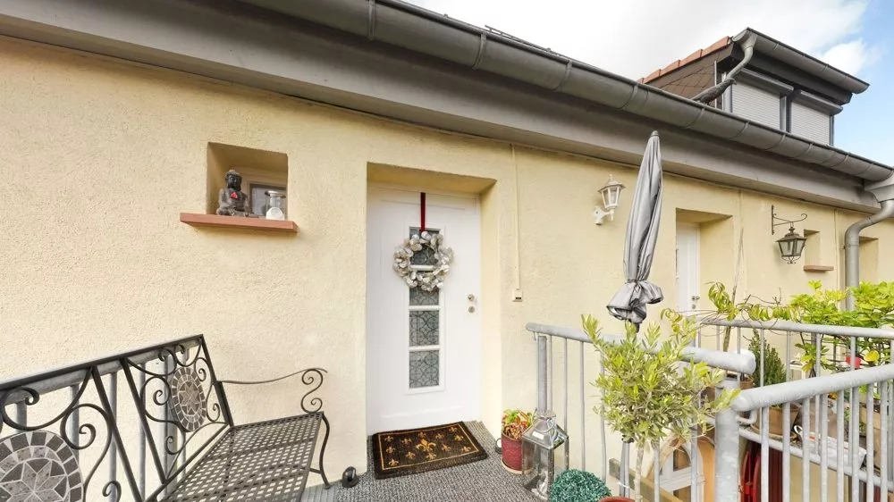 Immobilienangebot - Friedelsheim - Alle - Eine Perle an der deutschen Weinstraße - Maisonette-Wohnung im denkmalgeschützten ehemaligen Weingut