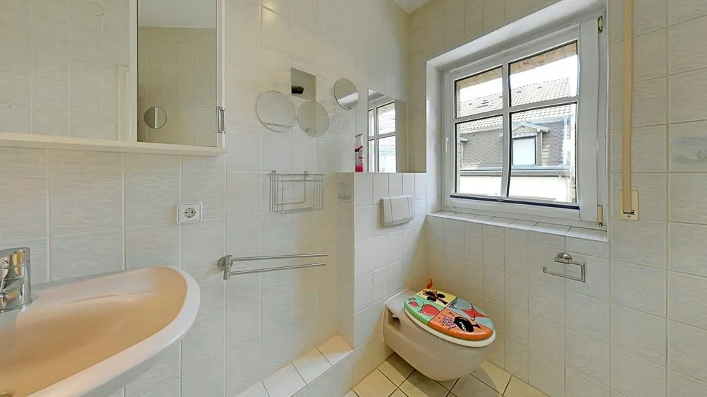Immobilienangebot - Kaiserslautern - Alle - Vermietetes Einfamilienhaus – Zeitloser Charme, solide Rendite