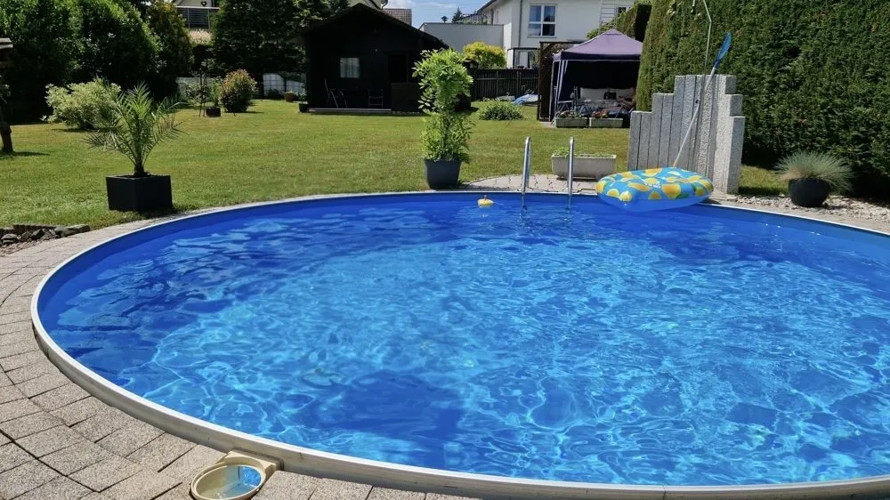 Immobilienangebot - Kirkel - Alle - Topgepflegt und attraktiv gelegen - Zweifamilienhaus mit tollem Garten, 2 Garagen und Nebengebäude