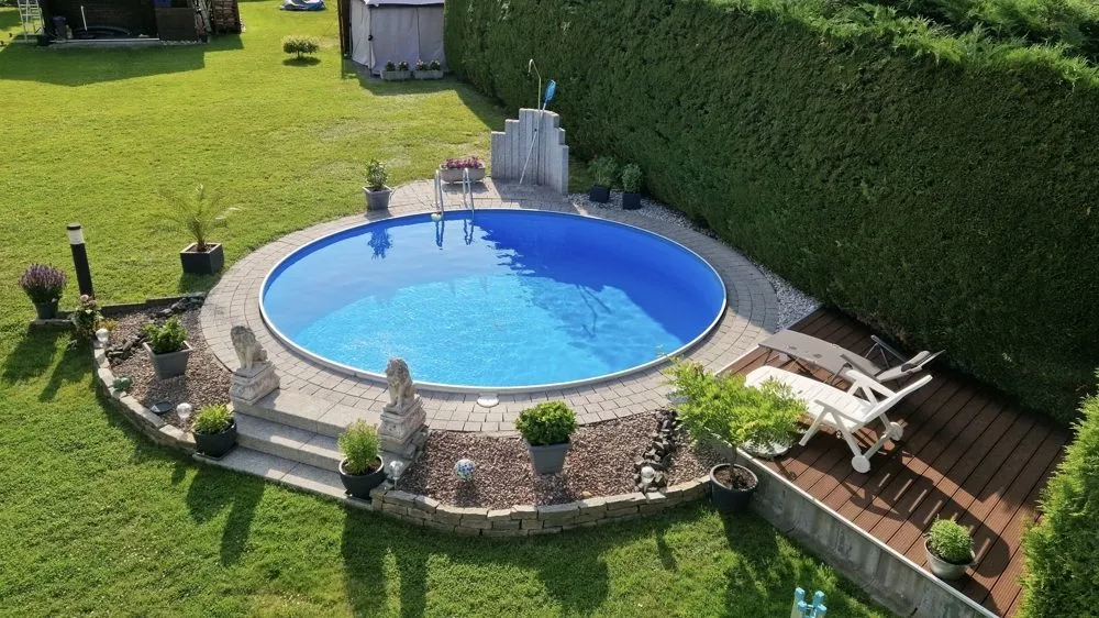 Immobilienangebot - Kirkel - Alle - Topgepflegt und attraktiv gelegen - Zweifamilienhaus mit tollem Garten, 2 Garagen und Nebengebäude