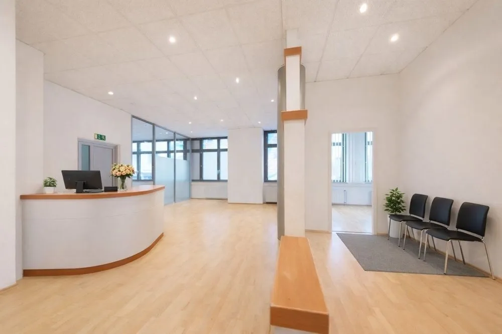 Immobilienangebot - Kaiserslautern - Alle - Attraktive Praxisfläche - zentral und vielseitig nutzbar