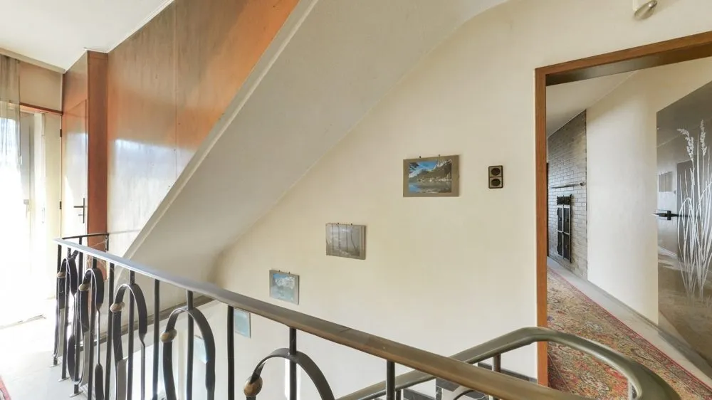 Immobilienangebot - Eßweiler - Alle - Großzügiges Ein- bis Zweifamilienhaus mit Garten, XXL-Garage und Ausbaureserve