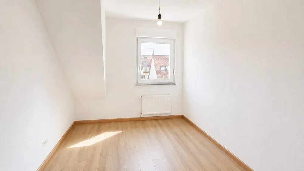 Immobilienangebot - Kaiserslautern - Alle - Helle 3‑ZKB‑Wohnung im 2. OG – ideal gelegen in Kaiserslautern