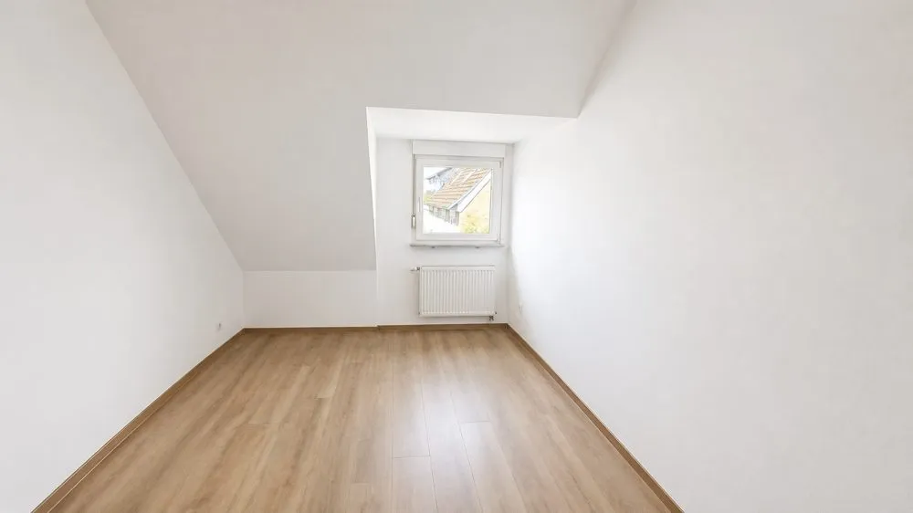 Immobilienangebot - Kaiserslautern - Alle - Helle 3‑ZKB‑Wohnung im 2. OG – ideal gelegen in Kaiserslautern