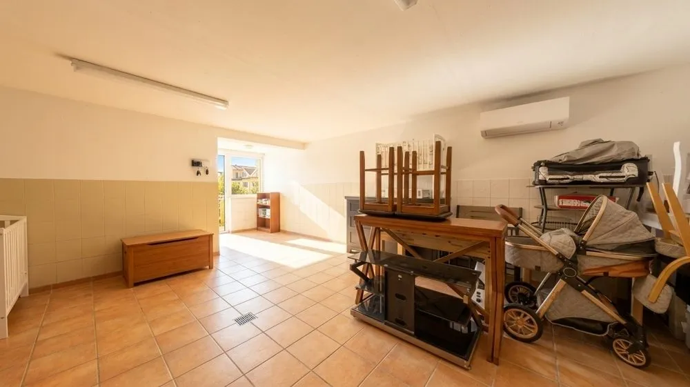 Immobilienangebot - Heiligenmoschel - Alle - Ihr Familienglück im Youngtimer-Haus – Platz für heute und morgen