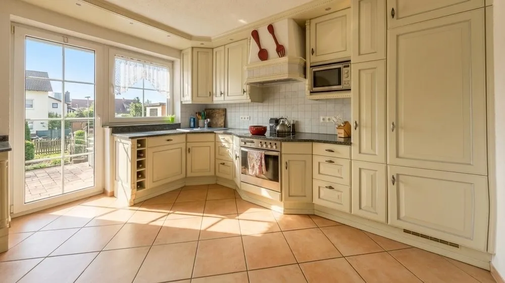 Immobilienangebot - Heiligenmoschel - Alle - Ihr Familienglück im Youngtimer-Haus – Platz für heute und morgen