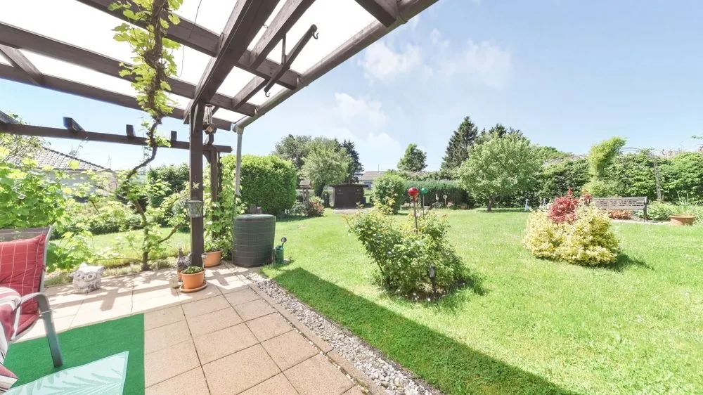 Immobilienangebot - Rothselberg - Alle - Einfamilienhaus im Bungalowstil mit Garage und tollem Garten